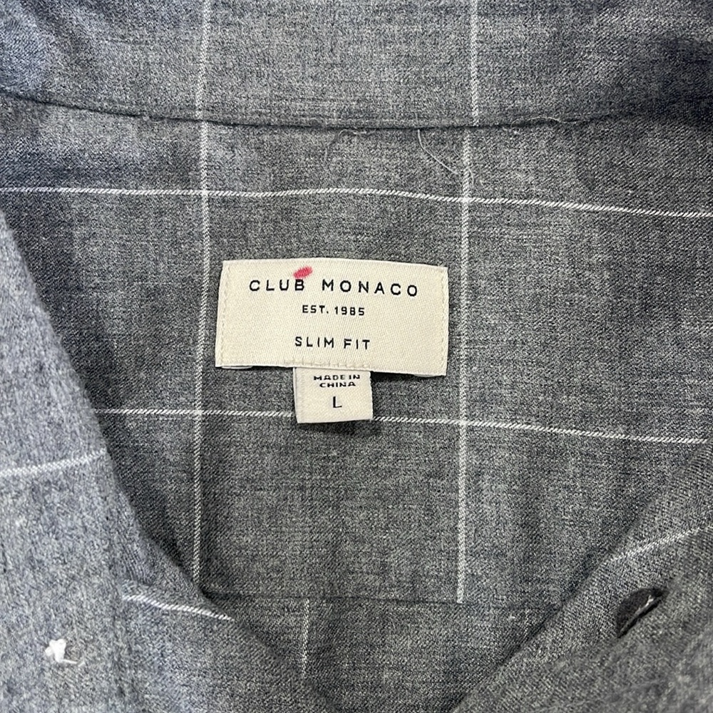 Club Monaco long sleeve button down size large. - Picture 2 of 2